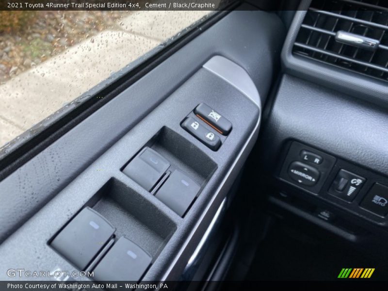 Cement / Black/Graphite 2021 Toyota 4Runner Trail Special Edition 4x4