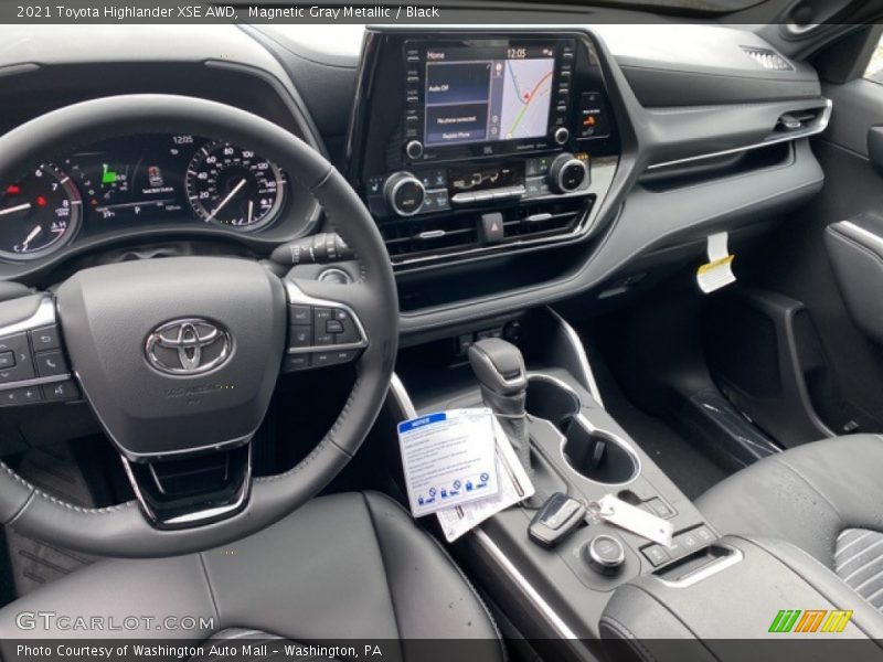 Magnetic Gray Metallic / Black 2021 Toyota Highlander XSE AWD