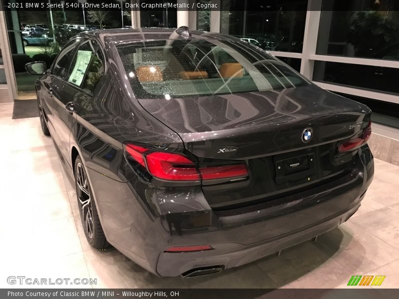 Dark Graphite Metallic / Cognac 2021 BMW 5 Series 540i xDrive Sedan