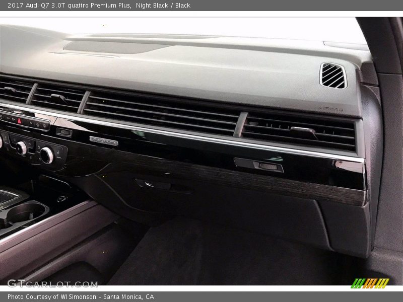 Night Black / Black 2017 Audi Q7 3.0T quattro Premium Plus