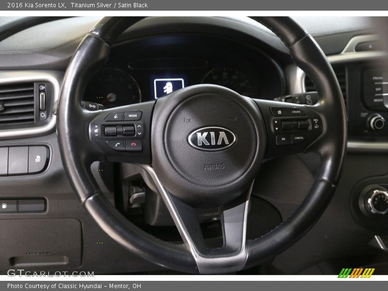 Titanium Silver / Satin Black 2016 Kia Sorento LX