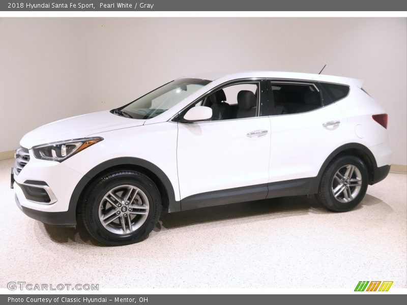 Front 3/4 View of 2018 Santa Fe Sport 