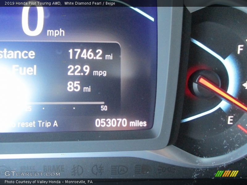White Diamond Pearl / Beige 2019 Honda Pilot Touring AWD