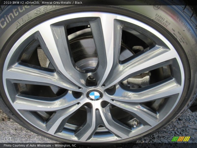 Mineral Grey Metallic / Black 2019 BMW X2 xDrive28i