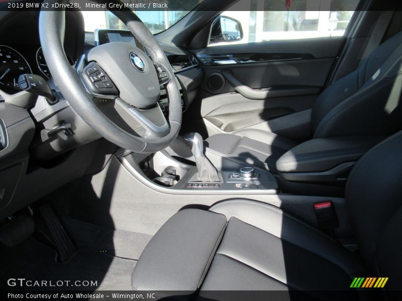 Mineral Grey Metallic / Black 2019 BMW X2 xDrive28i