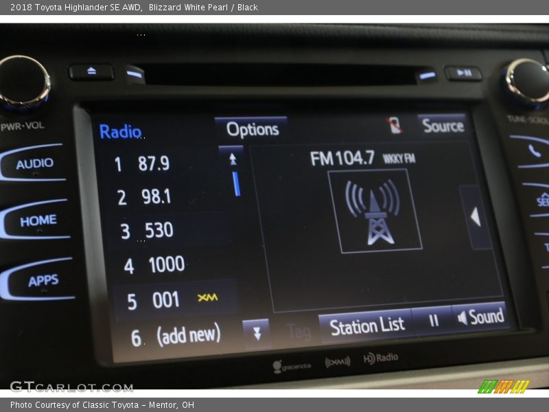 Blizzard White Pearl / Black 2018 Toyota Highlander SE AWD