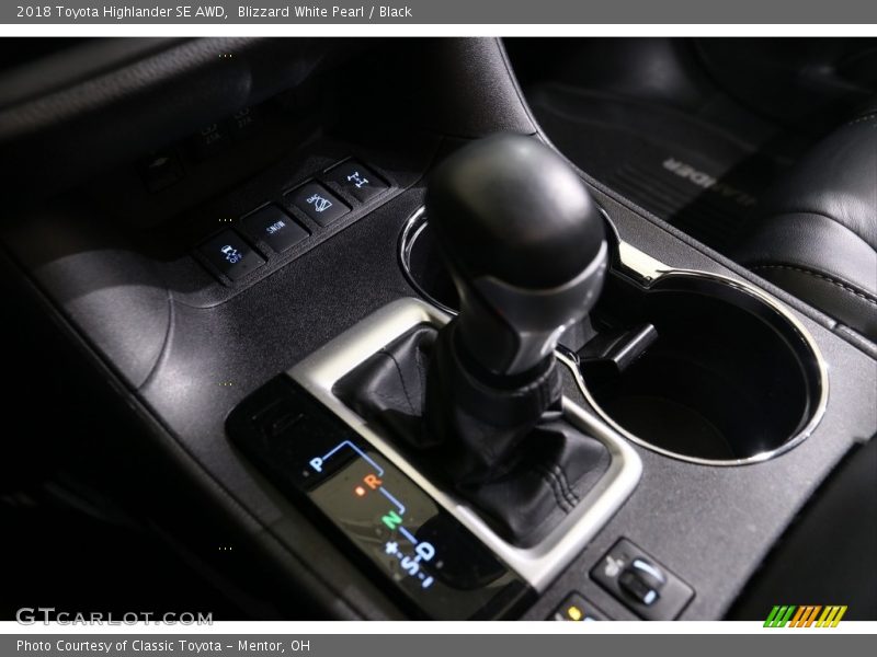 Blizzard White Pearl / Black 2018 Toyota Highlander SE AWD