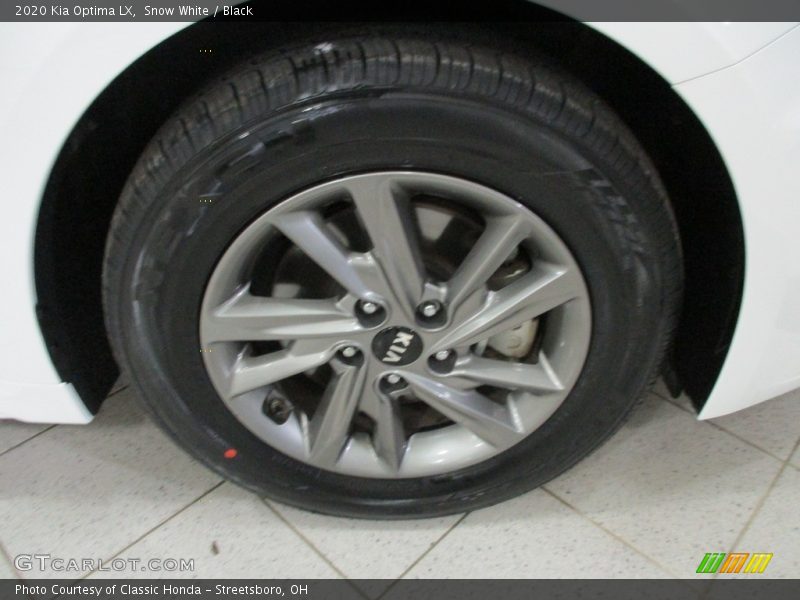 Snow White / Black 2020 Kia Optima LX