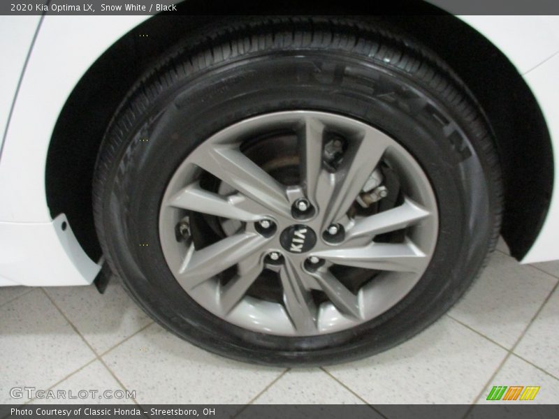 Snow White / Black 2020 Kia Optima LX