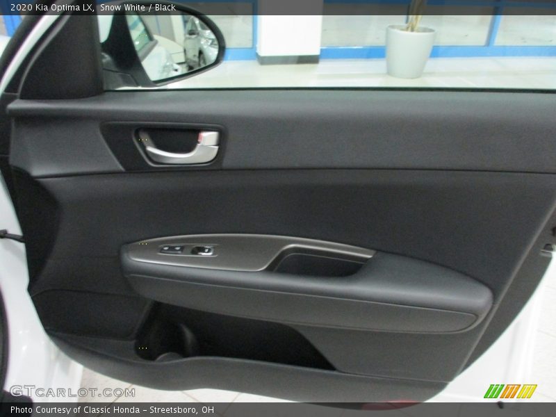 Snow White / Black 2020 Kia Optima LX