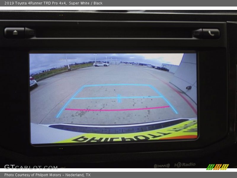 Super White / Black 2019 Toyota 4Runner TRD Pro 4x4
