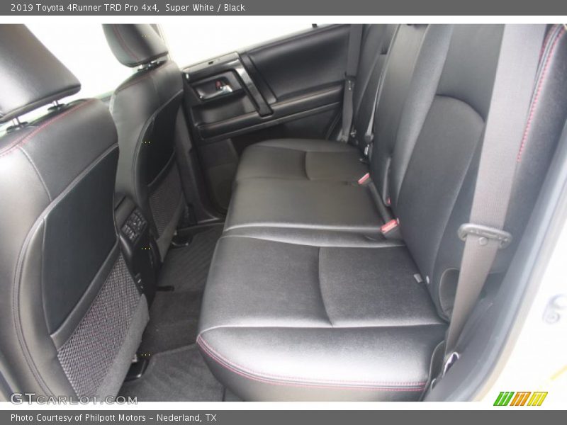 Super White / Black 2019 Toyota 4Runner TRD Pro 4x4