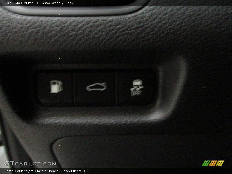 Snow White / Black 2020 Kia Optima LX