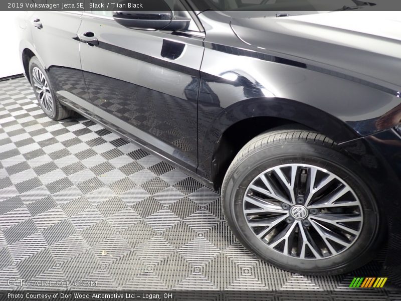 Black / Titan Black 2019 Volkswagen Jetta SE
