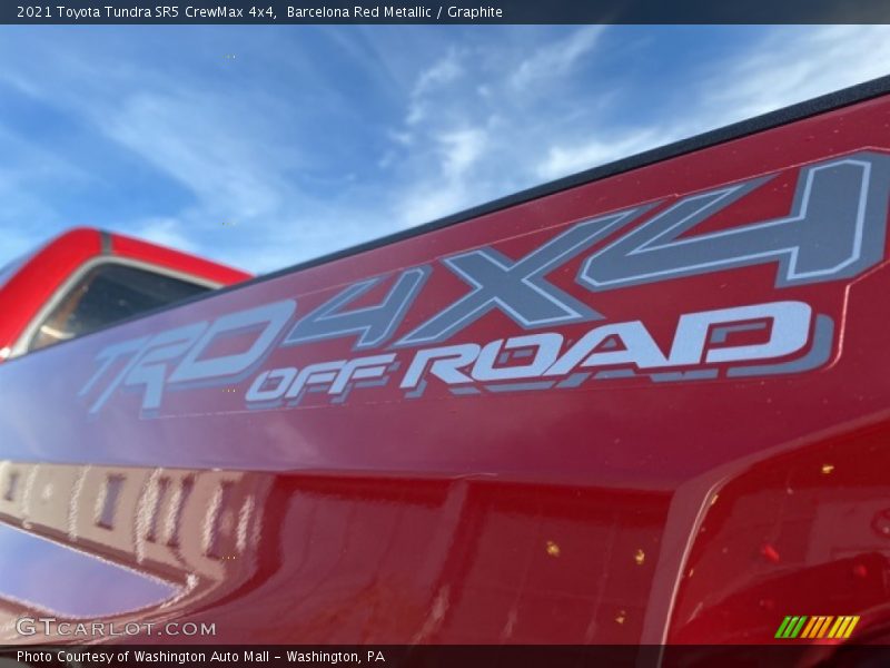 Barcelona Red Metallic / Graphite 2021 Toyota Tundra SR5 CrewMax 4x4