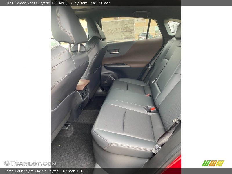 Ruby Flare Pearl / Black 2021 Toyota Venza Hybrid XLE AWD