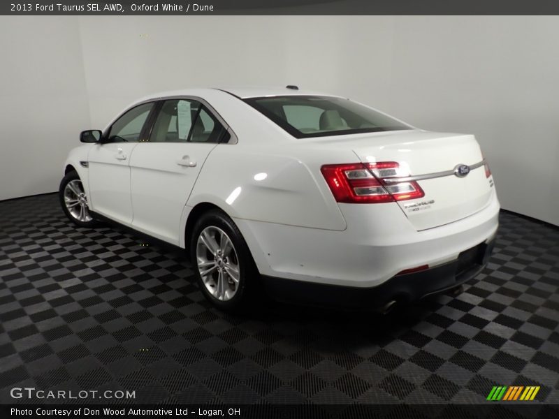 Oxford White / Dune 2013 Ford Taurus SEL AWD