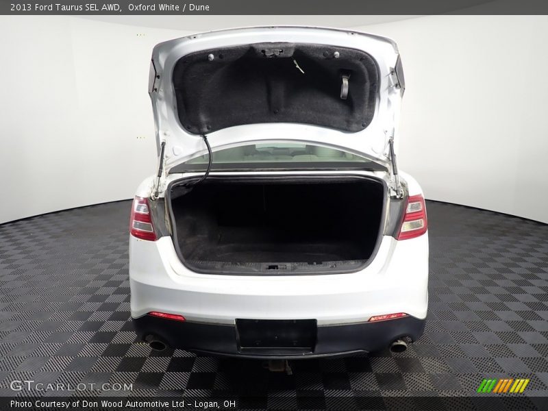 Oxford White / Dune 2013 Ford Taurus SEL AWD