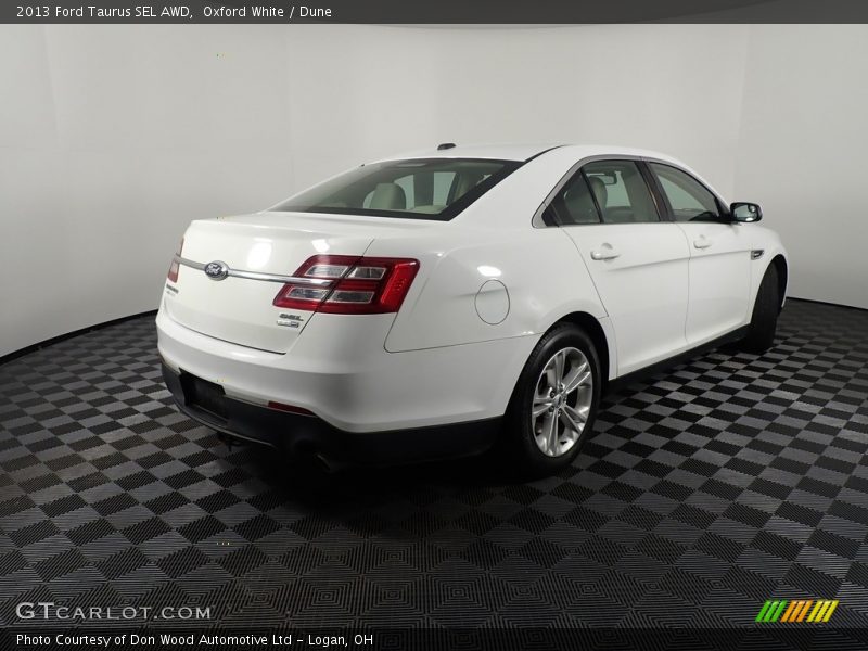 Oxford White / Dune 2013 Ford Taurus SEL AWD