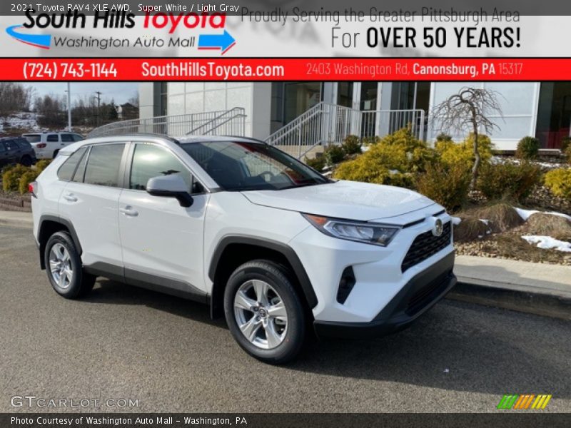Super White / Light Gray 2021 Toyota RAV4 XLE AWD