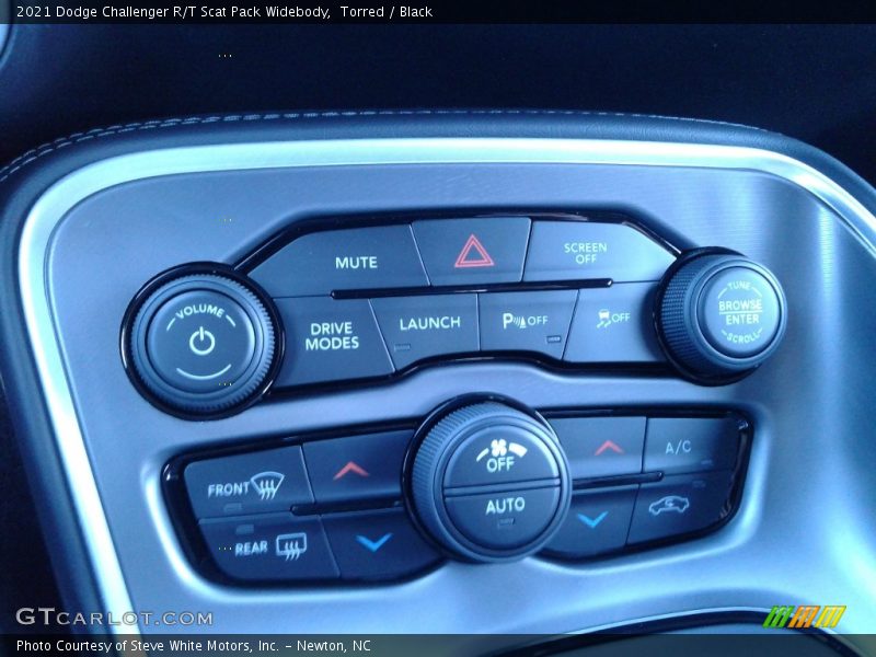 Controls of 2021 Challenger R/T Scat Pack Widebody