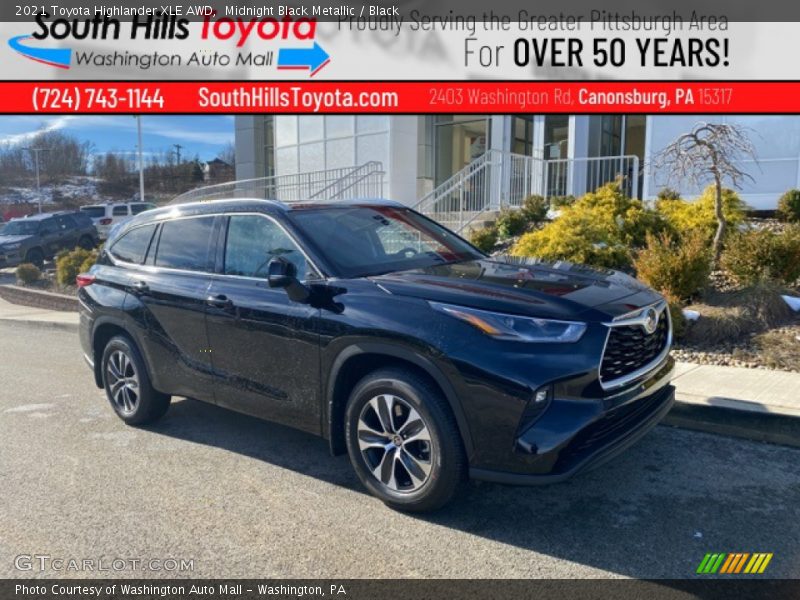Midnight Black Metallic / Black 2021 Toyota Highlander XLE AWD