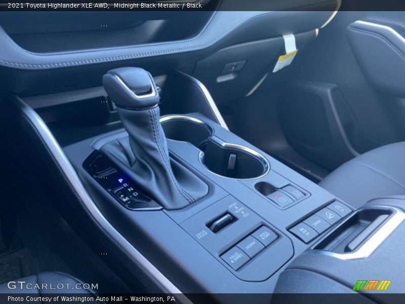 Midnight Black Metallic / Black 2021 Toyota Highlander XLE AWD