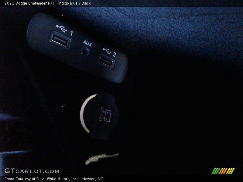 Indigo Blue / Black 2021 Dodge Challenger R/T
