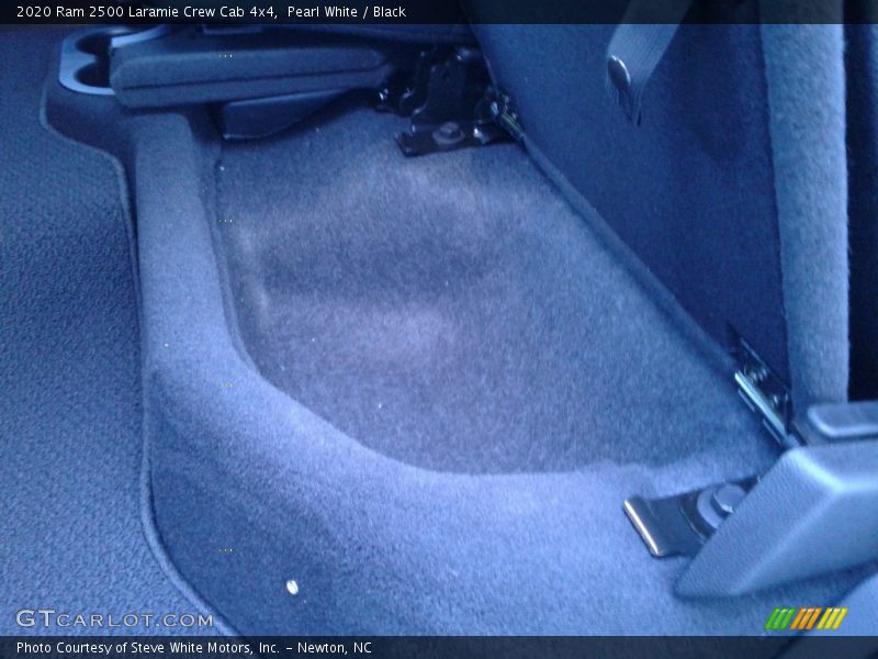 Pearl White / Black 2020 Ram 2500 Laramie Crew Cab 4x4
