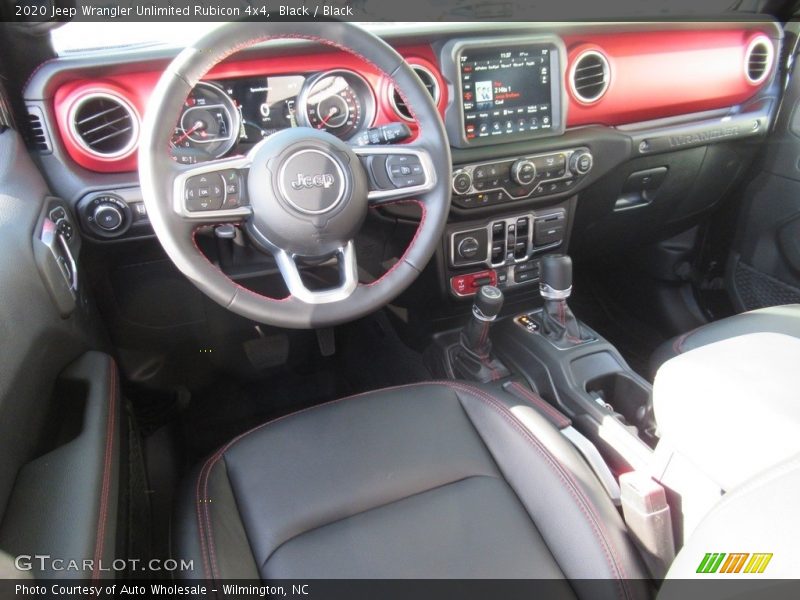 Dashboard of 2020 Wrangler Unlimited Rubicon 4x4
