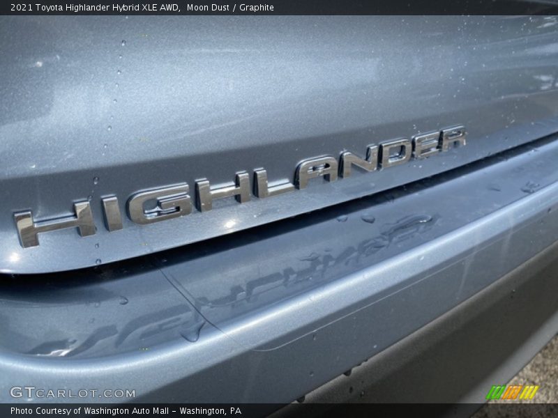 Moon Dust / Graphite 2021 Toyota Highlander Hybrid XLE AWD