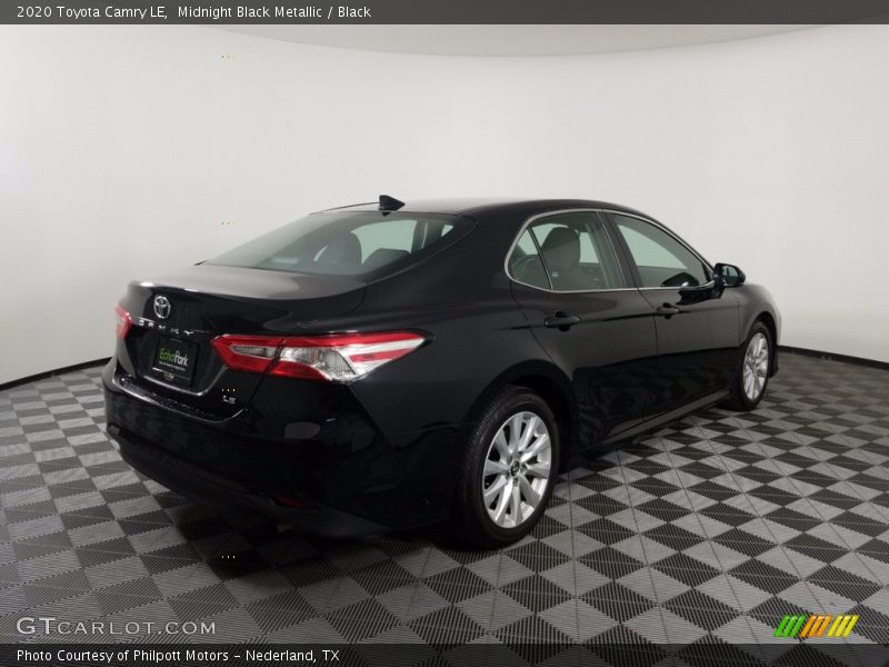 Midnight Black Metallic / Black 2020 Toyota Camry LE