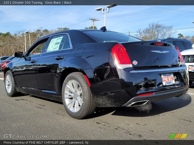 Gloss Black / Black 2021 Chrysler 300 Touring
