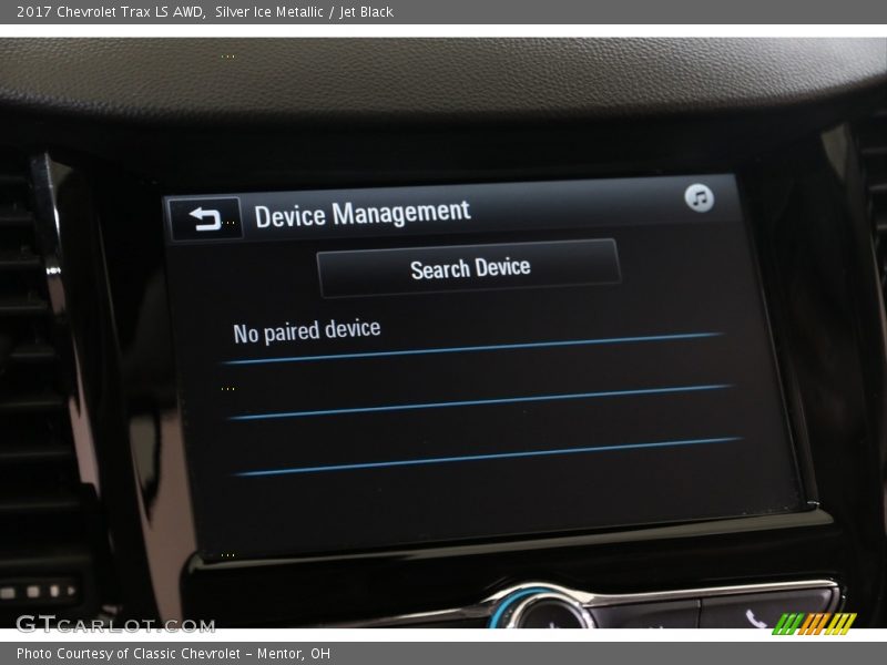 Silver Ice Metallic / Jet Black 2017 Chevrolet Trax LS AWD