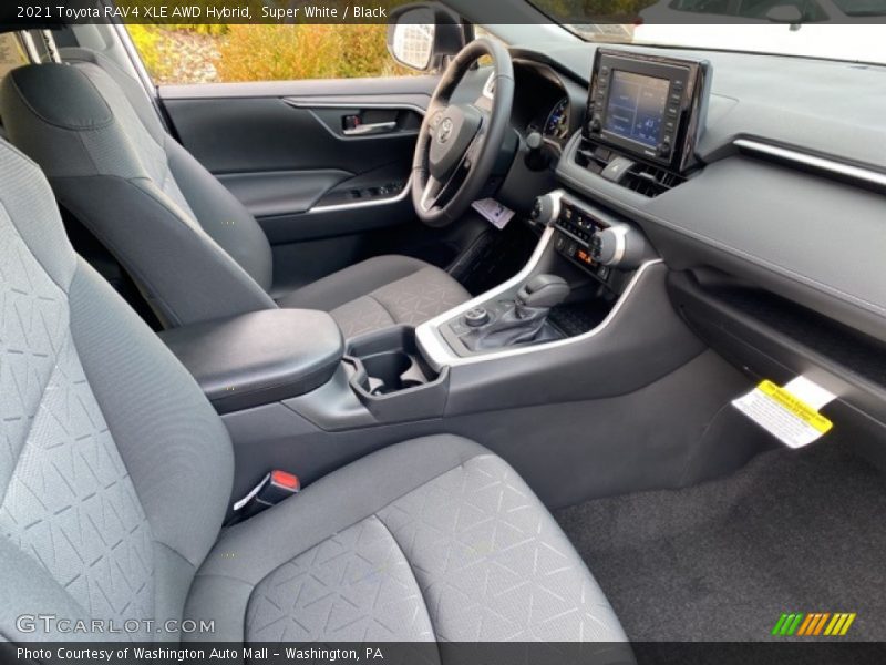 Super White / Black 2021 Toyota RAV4 XLE AWD Hybrid