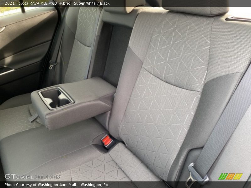 Super White / Black 2021 Toyota RAV4 XLE AWD Hybrid