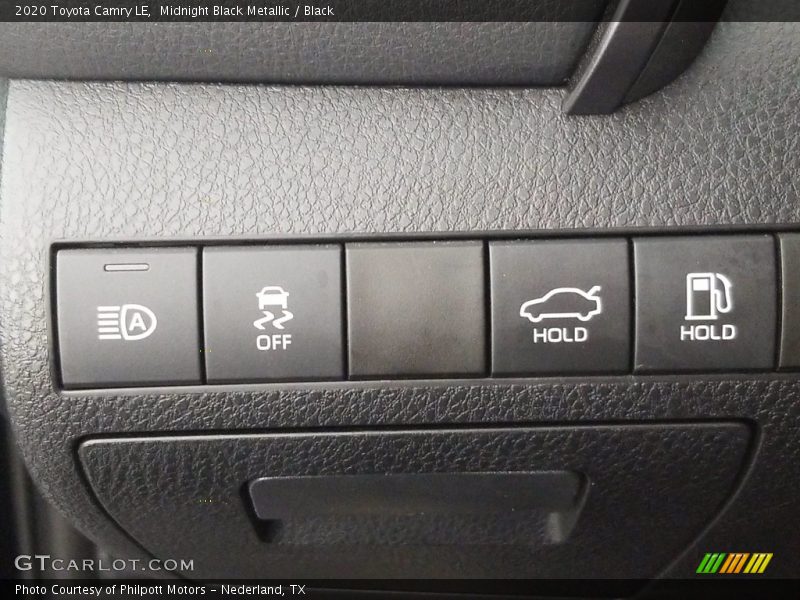 Midnight Black Metallic / Black 2020 Toyota Camry LE