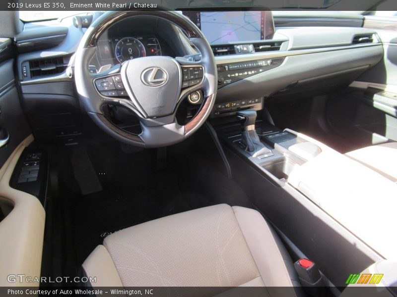 Eminent White Pearl / Chateau 2019 Lexus ES 350