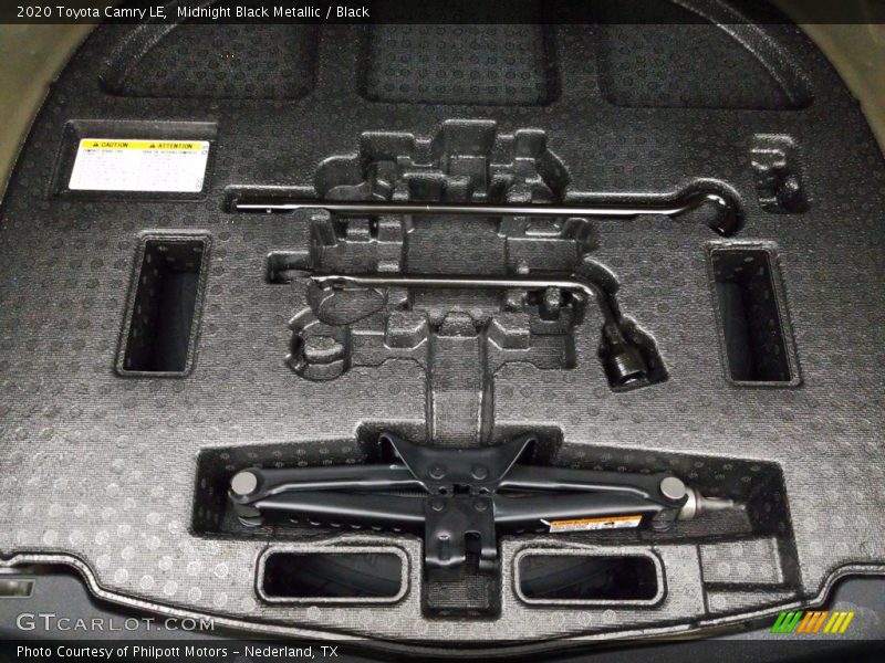 Midnight Black Metallic / Black 2020 Toyota Camry LE