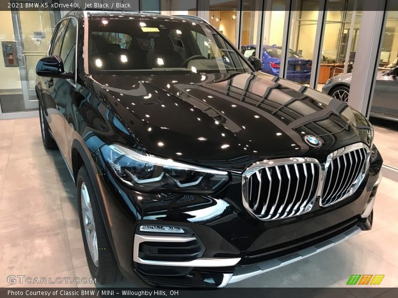 Jet Black / Black 2021 BMW X5 xDrive40i