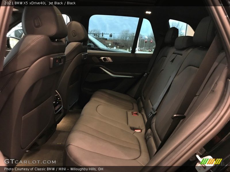 Jet Black / Black 2021 BMW X5 xDrive40i