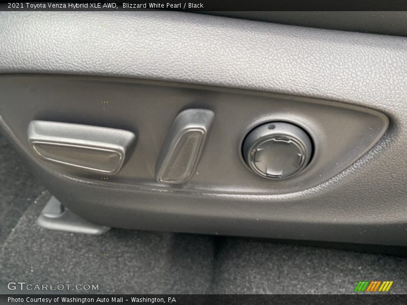 Blizzard White Pearl / Black 2021 Toyota Venza Hybrid XLE AWD