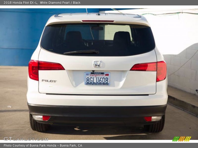 White Diamond Pearl / Black 2018 Honda Pilot EX-L