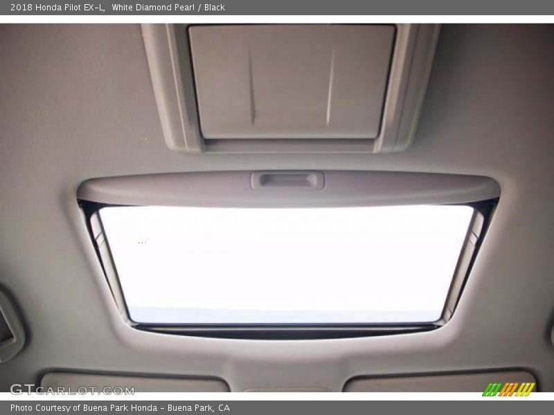 White Diamond Pearl / Black 2018 Honda Pilot EX-L