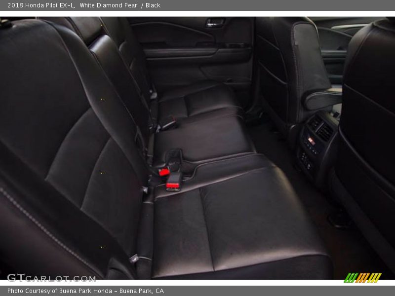 White Diamond Pearl / Black 2018 Honda Pilot EX-L