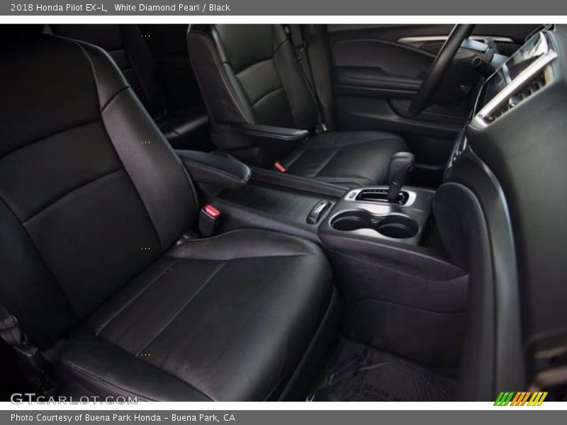 White Diamond Pearl / Black 2018 Honda Pilot EX-L