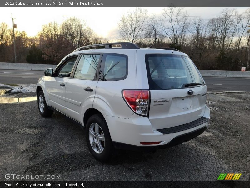 Satin White Pearl / Black 2013 Subaru Forester 2.5 X
