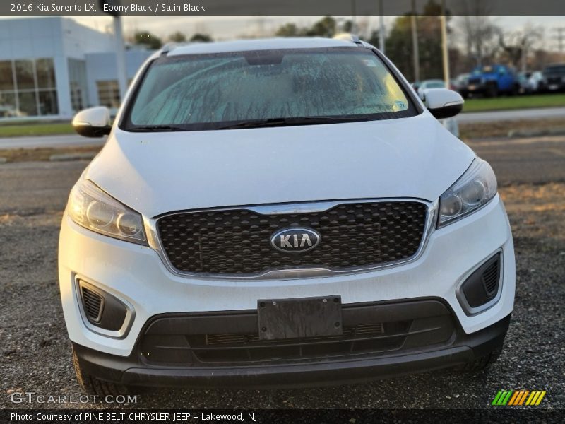 Ebony Black / Satin Black 2016 Kia Sorento LX
