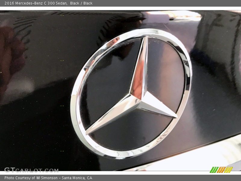  2016 C 300 Sedan Logo