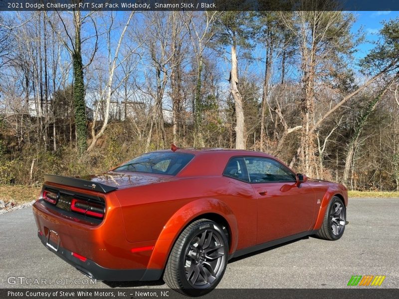 Sinamon Stick / Black 2021 Dodge Challenger R/T Scat Pack Widebody